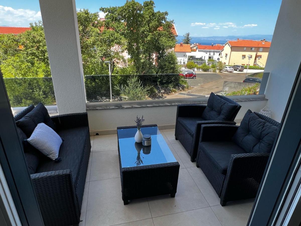 Apartman Ana Sveti Anton  Buitenkant foto