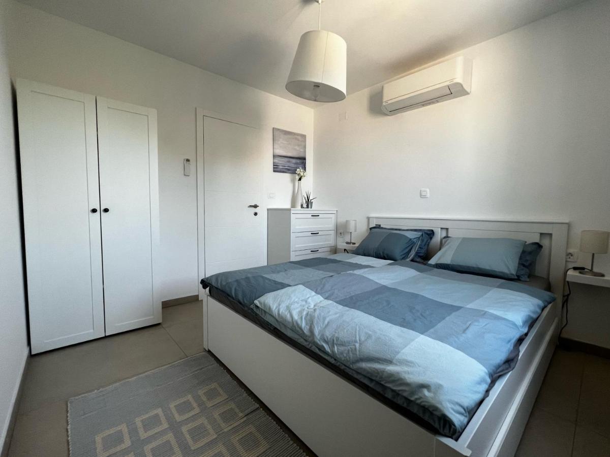 Apartman Ana Sveti Anton  Buitenkant foto